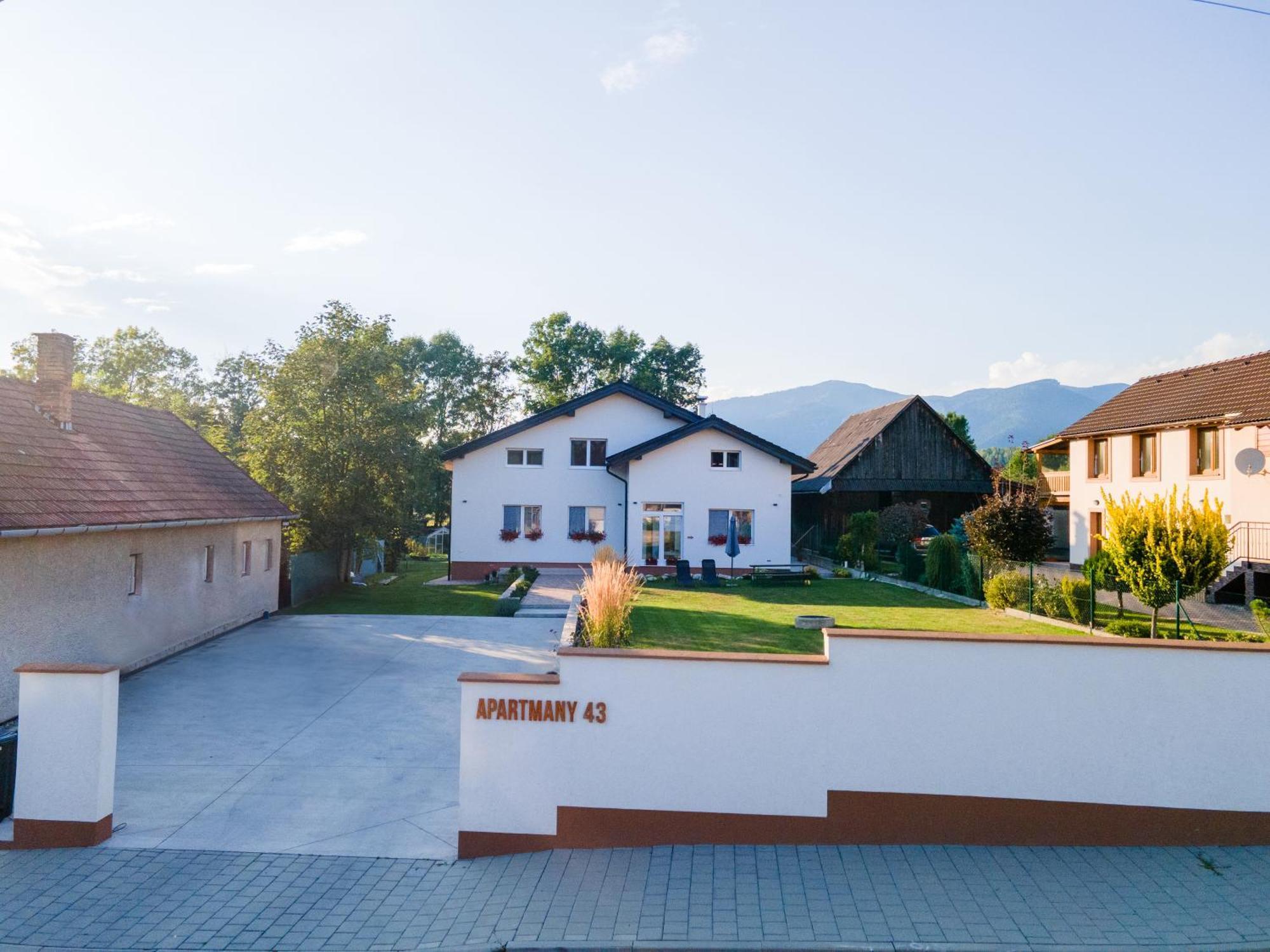 Žiar Apartmány 43 Kültér fotó